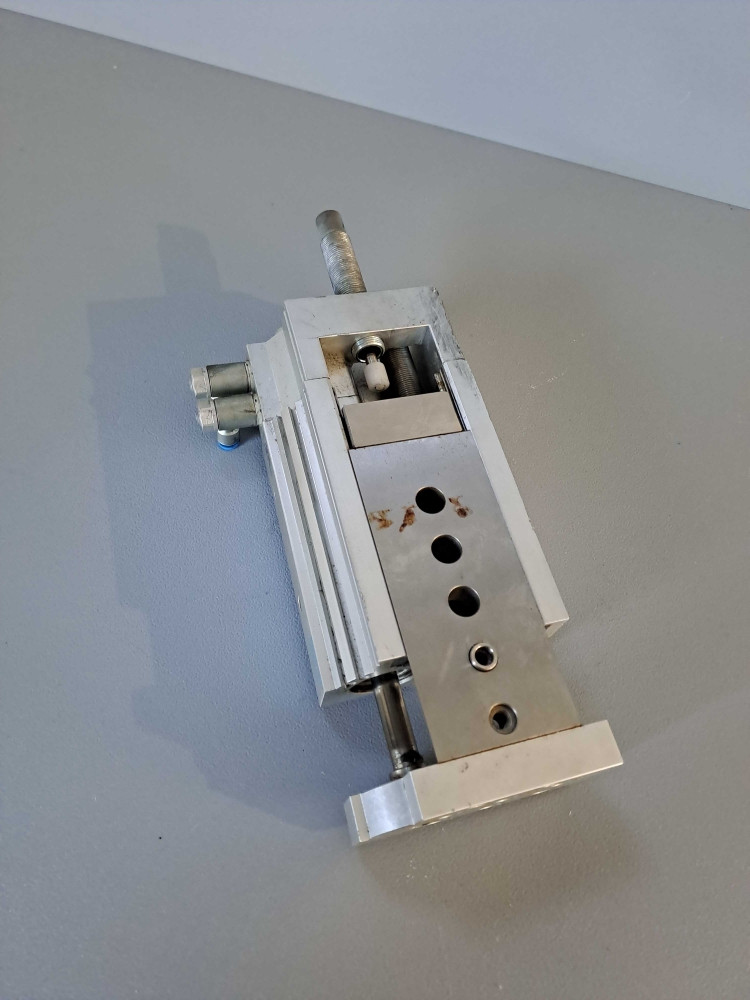 FESTO DGSL-20-40-P1A