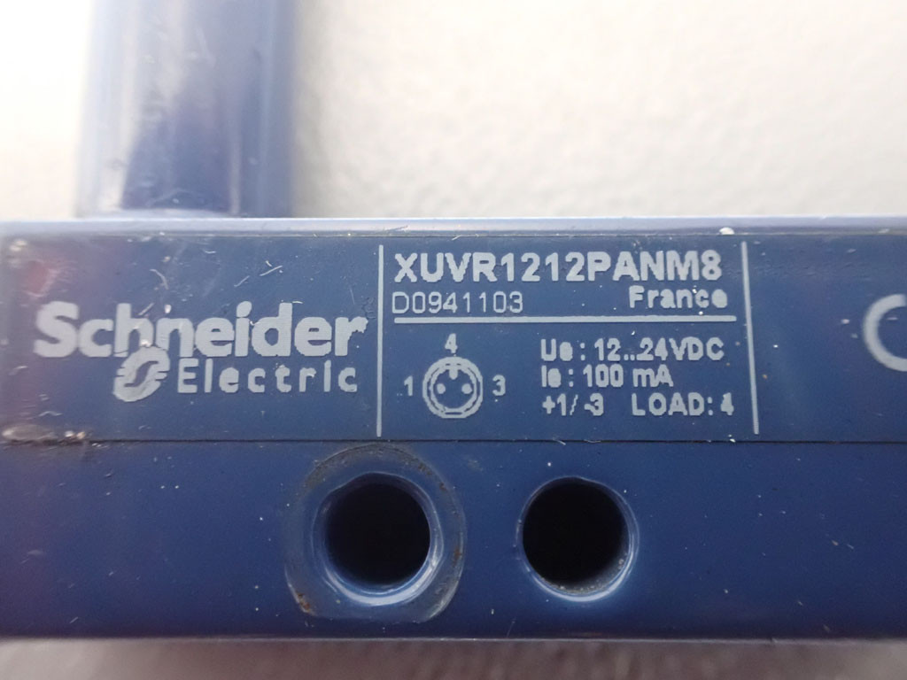 SCHNEIDER  XUVR1212PANM8