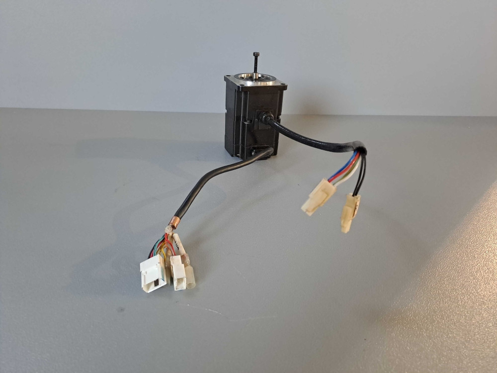 YASKAWA SGMPH01A2AYR12