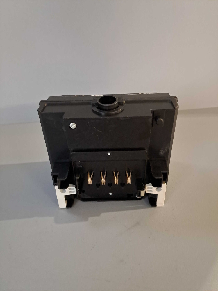 TÉLÉMÉCANIQUE  KNA02CM54