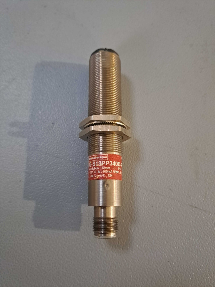 TÉLÉMÉCANIQUE  XU2-S18PP340D-R