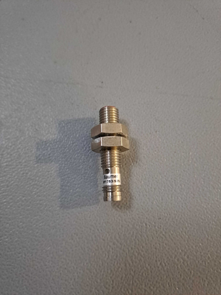 BAUMER IGYX08P17B3/S35L