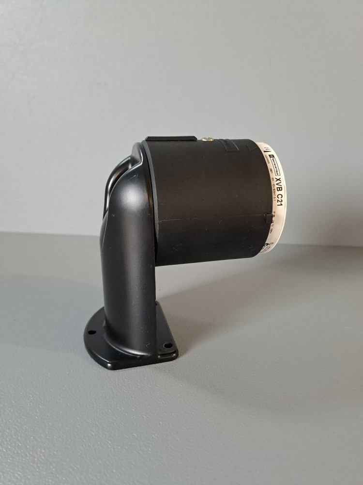 SCHNEIDER  XVUZ12+XVBC21