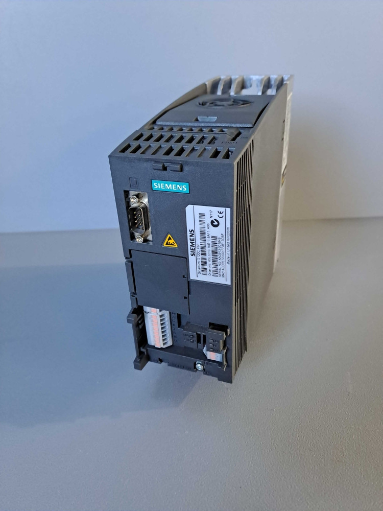 SIEMENS  6SL-3210-1KE11-8AF1