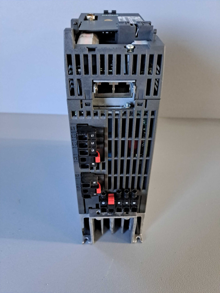 SIEMENS  6SL-3210-1KE11-8AF1