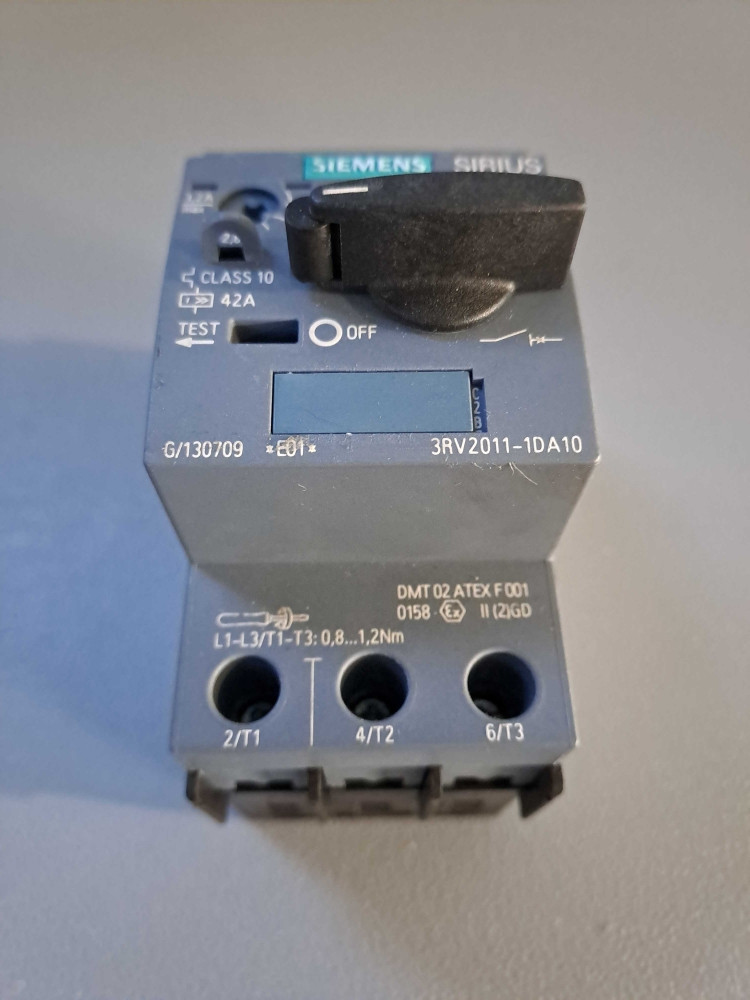 SIEMENS 3RV20111DA10