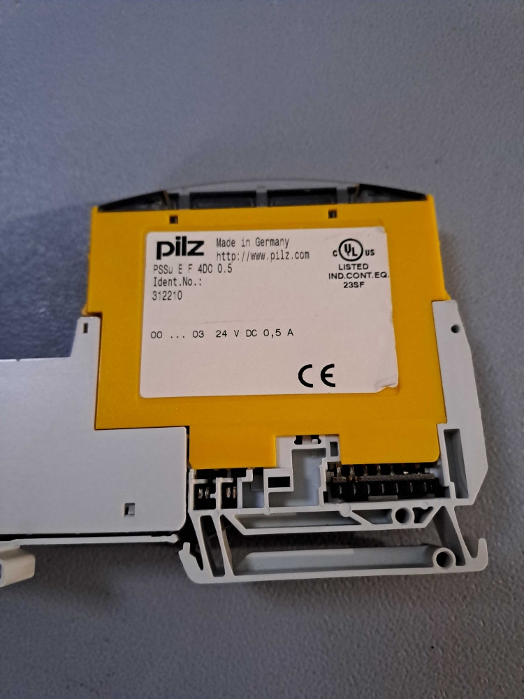 PILZ PSSUEF4DO0.5 VER 1.0
