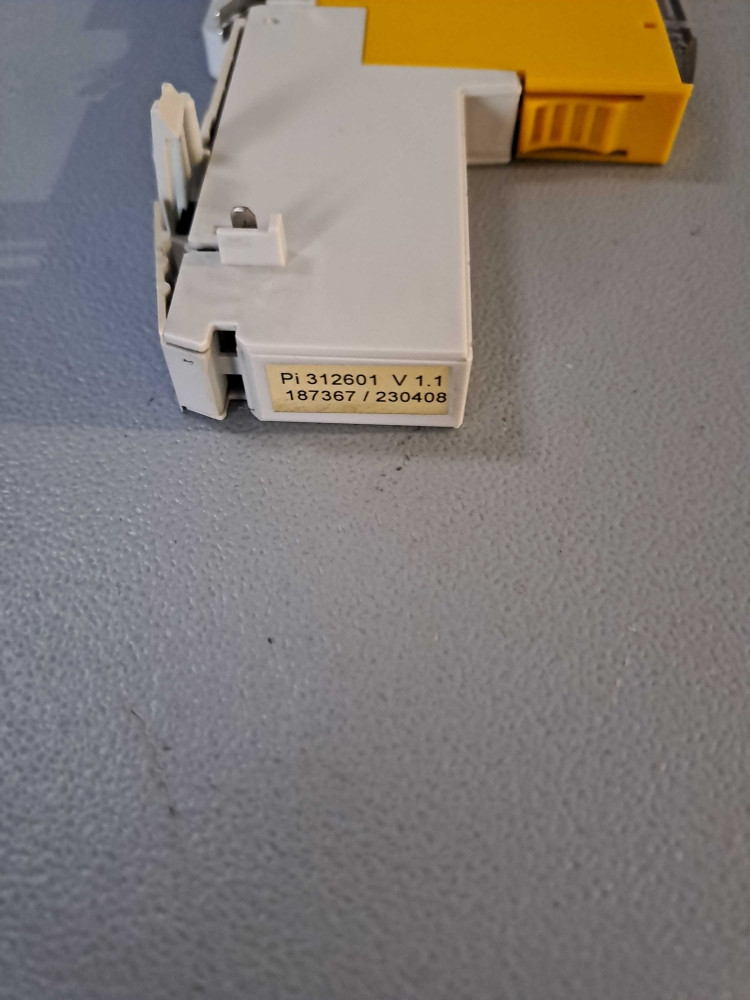 PILZ PSSUEF4DO0.5 VER 1.0