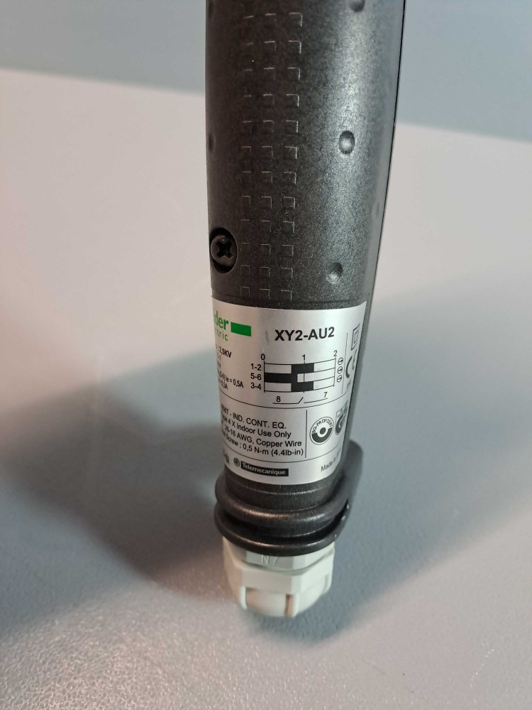 TÉLÉMÉCANIQUE  XY2AU2