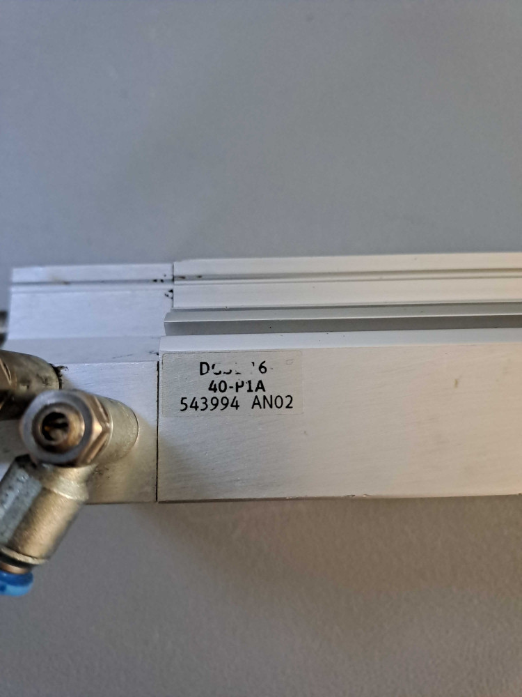 FESTO DGSL-16-40-P1A