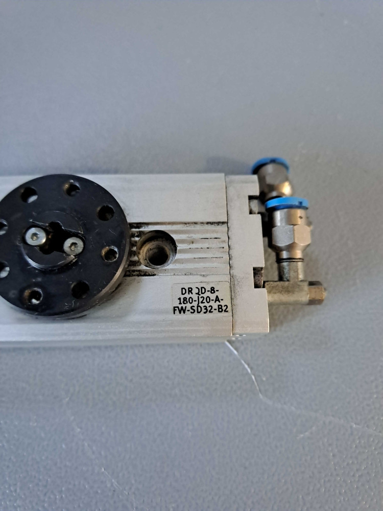 FESTO DRQD8-180-J20-A-FW-SD32-B2