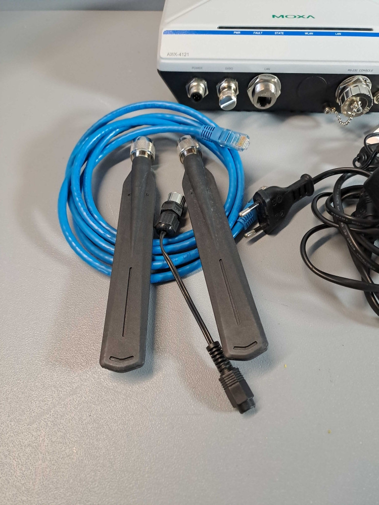 MOXA AWK4121EUT