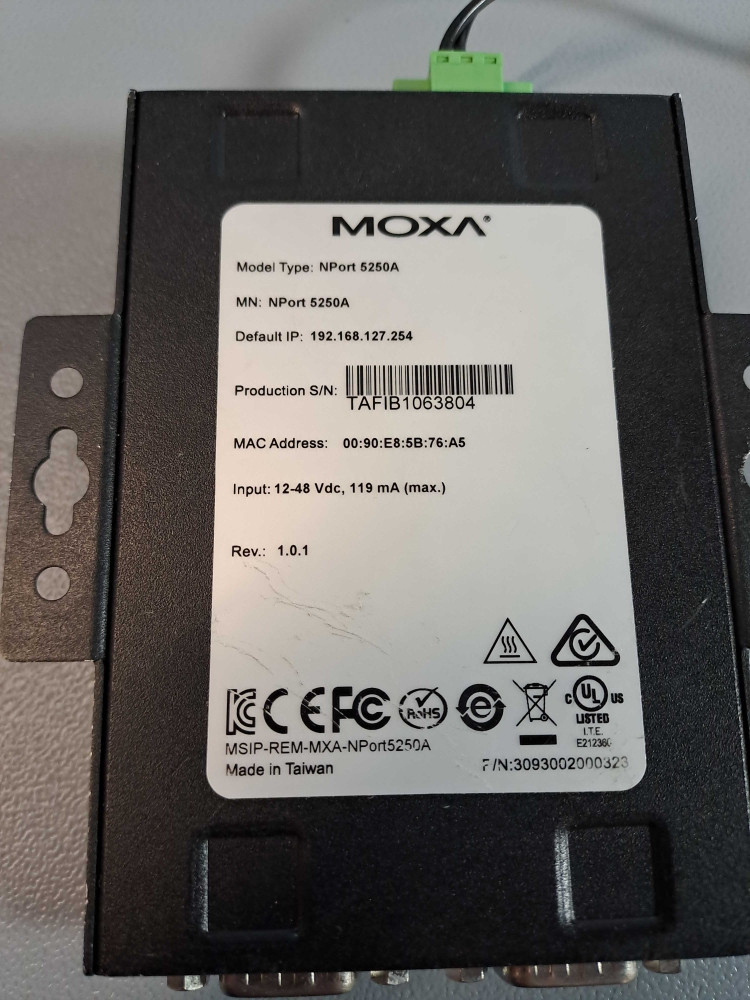 MOXA NPORT5250A