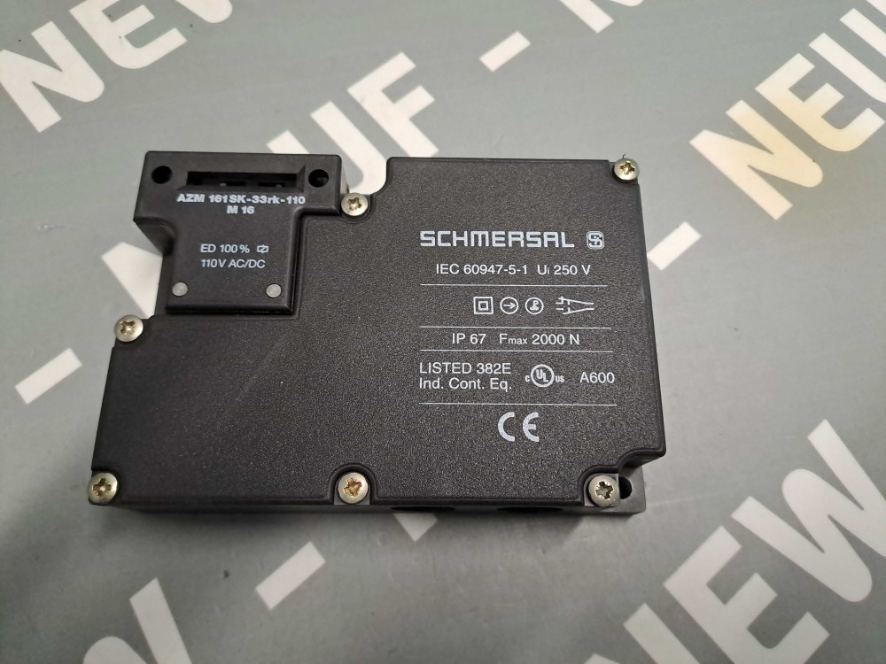 SCHMERSAL AZM161SK-33RK-110-M16