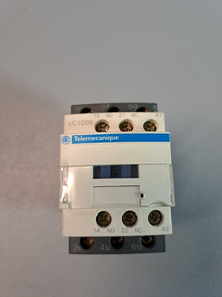 TÉLÉMÉCANIQUE  LC1D09