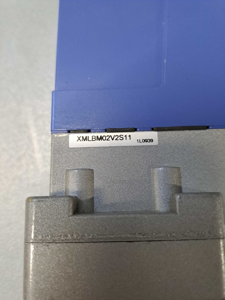 TÉLÉMÉCANIQUE  XMLBM02V2S11