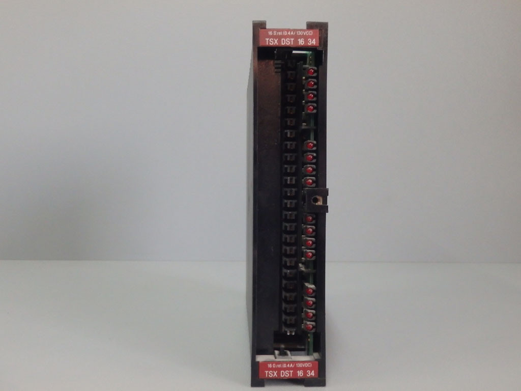 SCHNEIDER  TSXDST1634