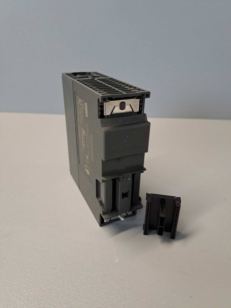 SIEMENS 6ES7332-5HF00-0AB0