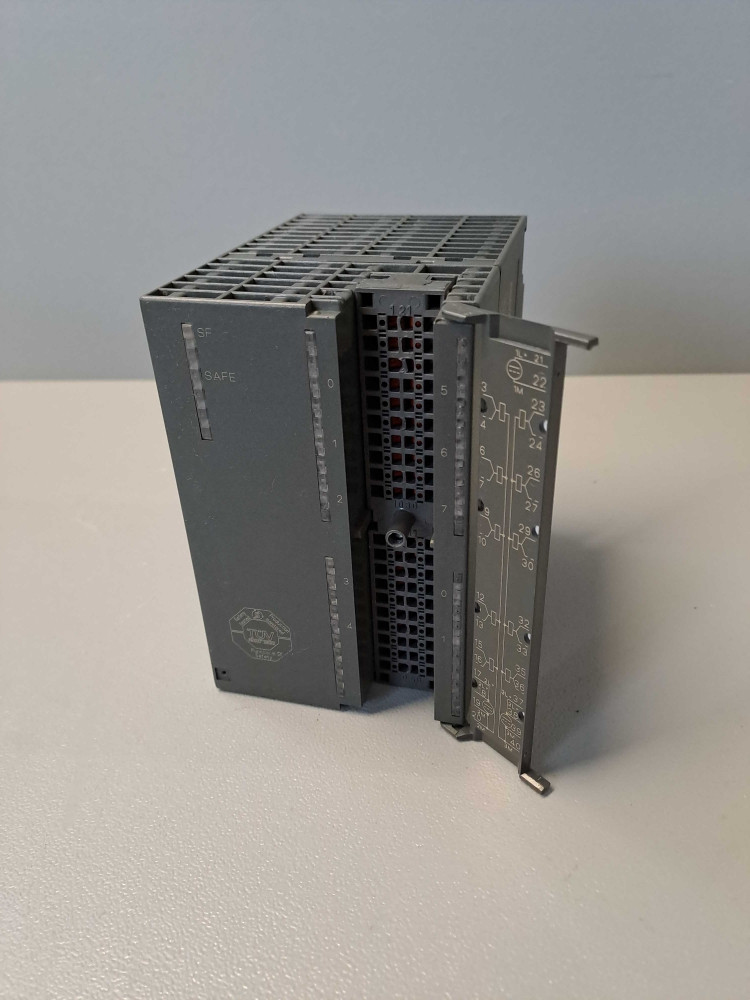 SIEMENS 6ES7326-2BF01-0AB0