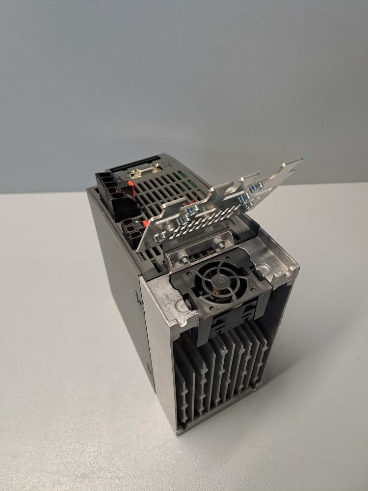 SIEMENS 6SL32101KE213UP0