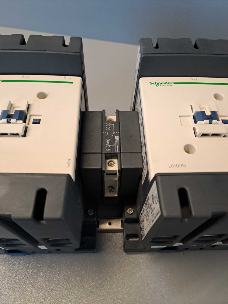 SCHNEIDER  LC2D150