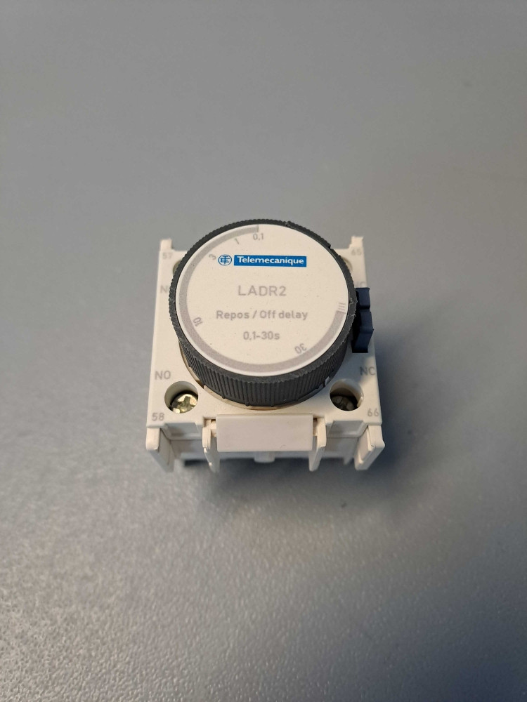 TÉLÉMÉCANIQUE  LADR2