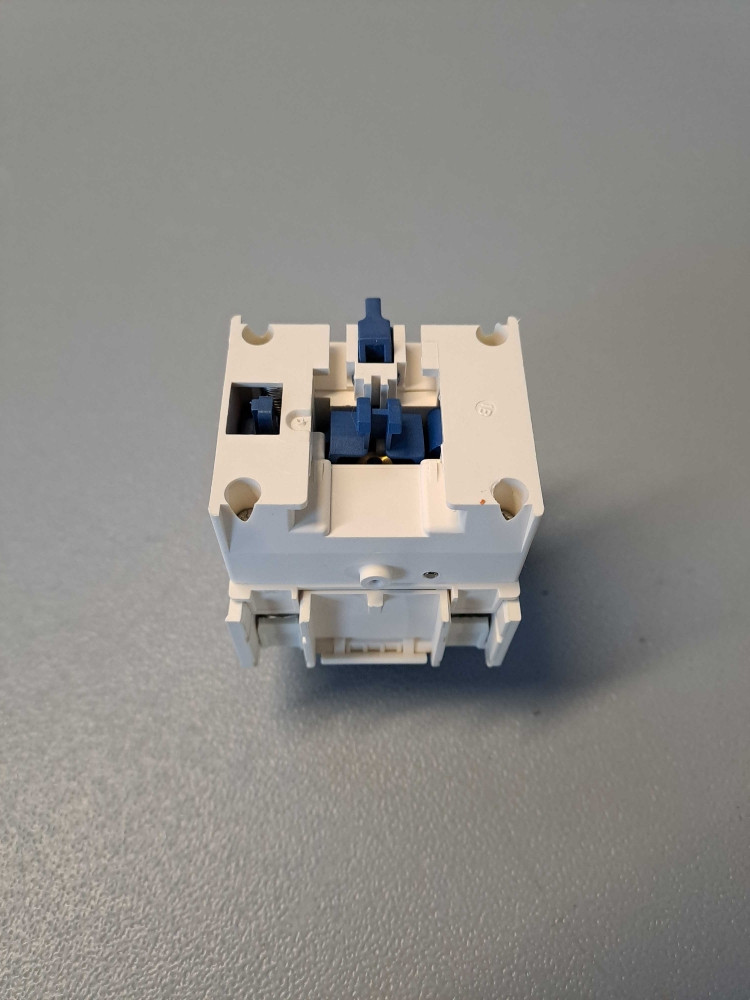 TÉLÉMÉCANIQUE  LADR2