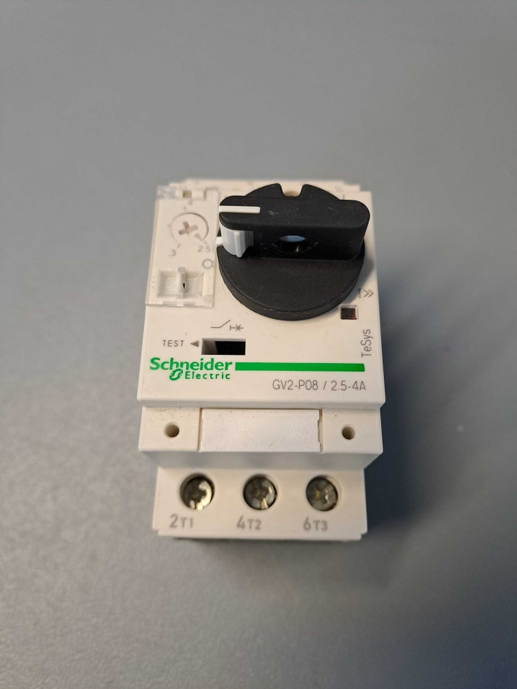 SCHNEIDER  GV2P08