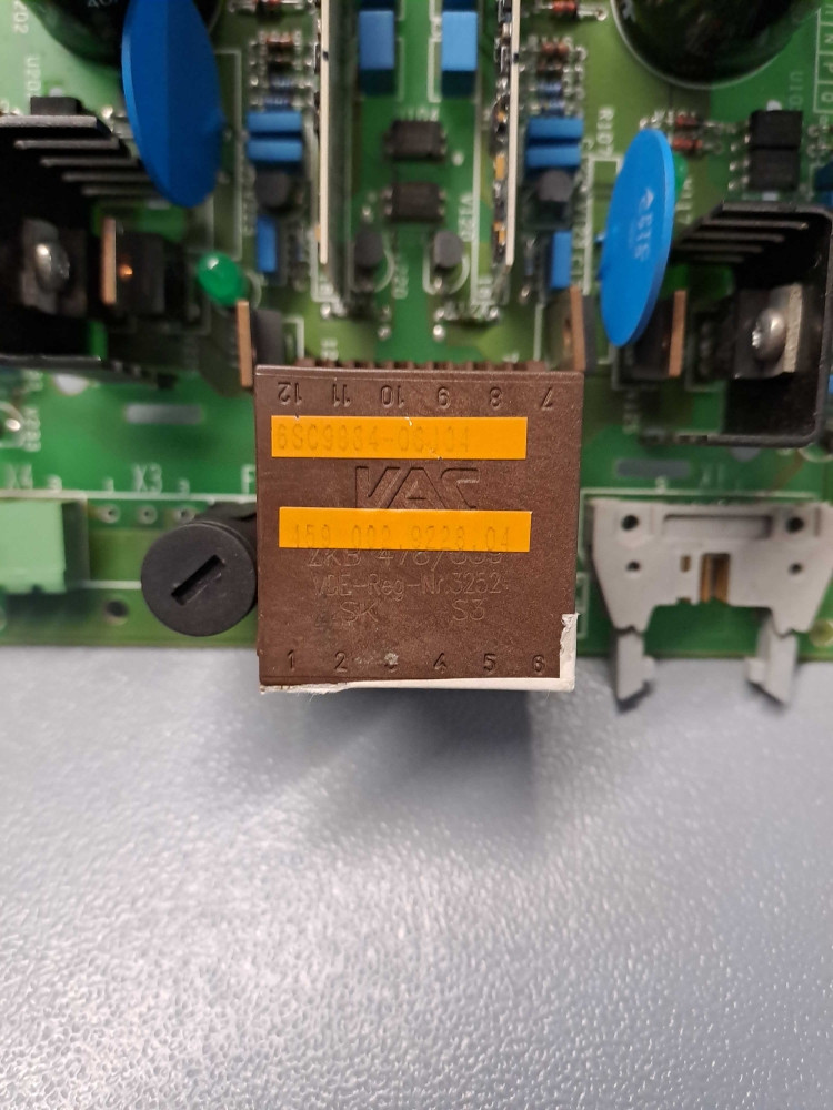 SIEMENS 6SC9834-0CJ04