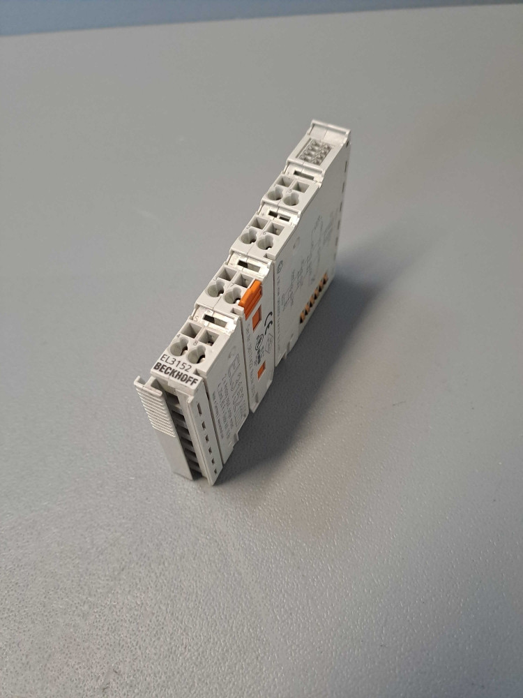 BECKHOFF  EL3152