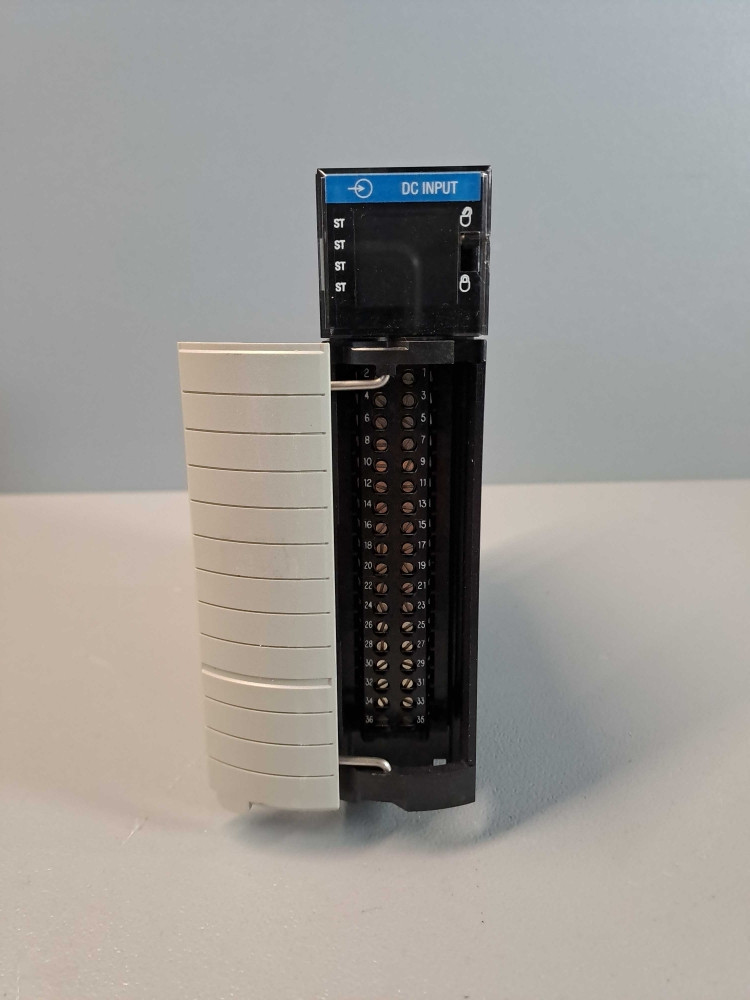 ALLEN-BRADLEY  1756-IB32