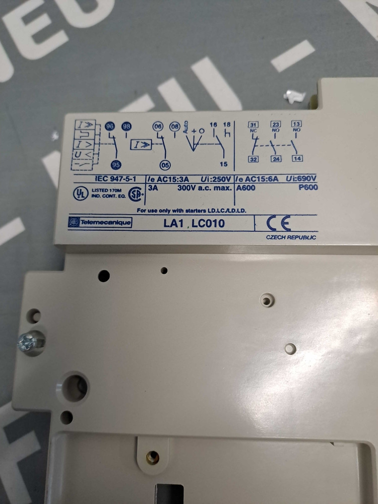 TÉLÉMÉCANIQUE  LA1LC010