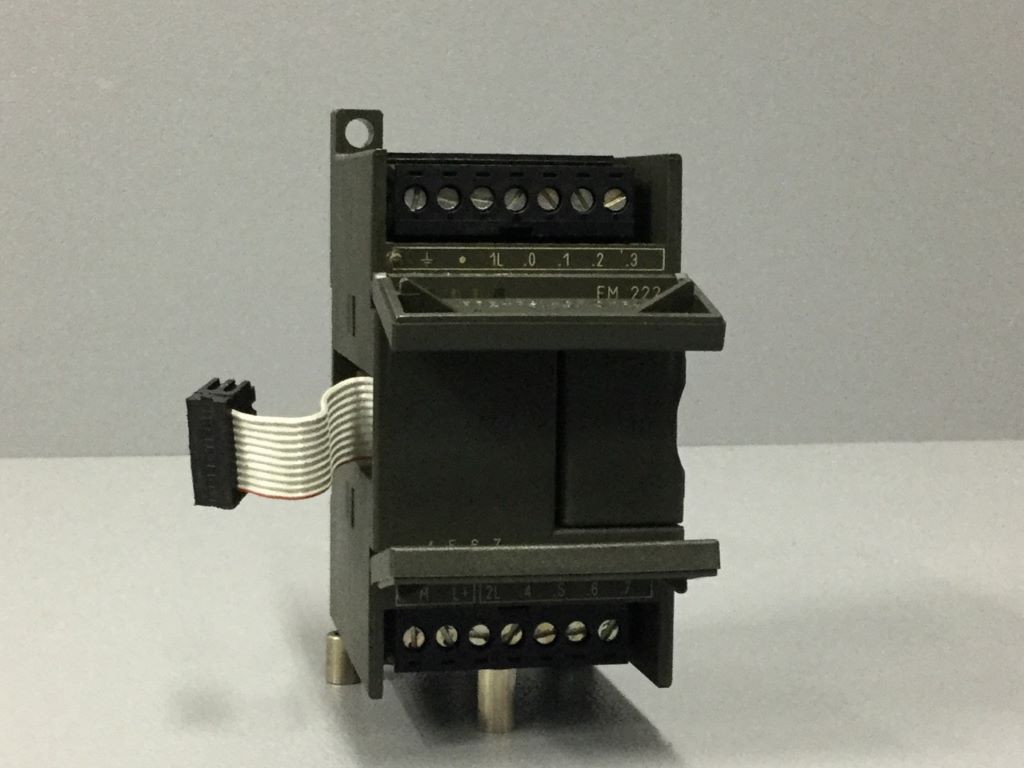 SIEMENS 6ES7222-1HF22-0XA0