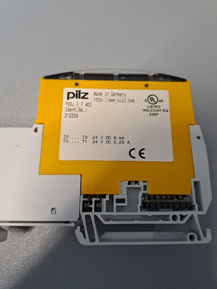 PILZ PSSUEF4DI  V 1.0