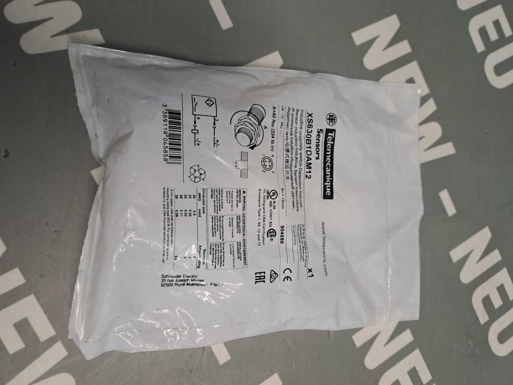 TÉLÉMÉCANIQUE  XS630B1DAM12