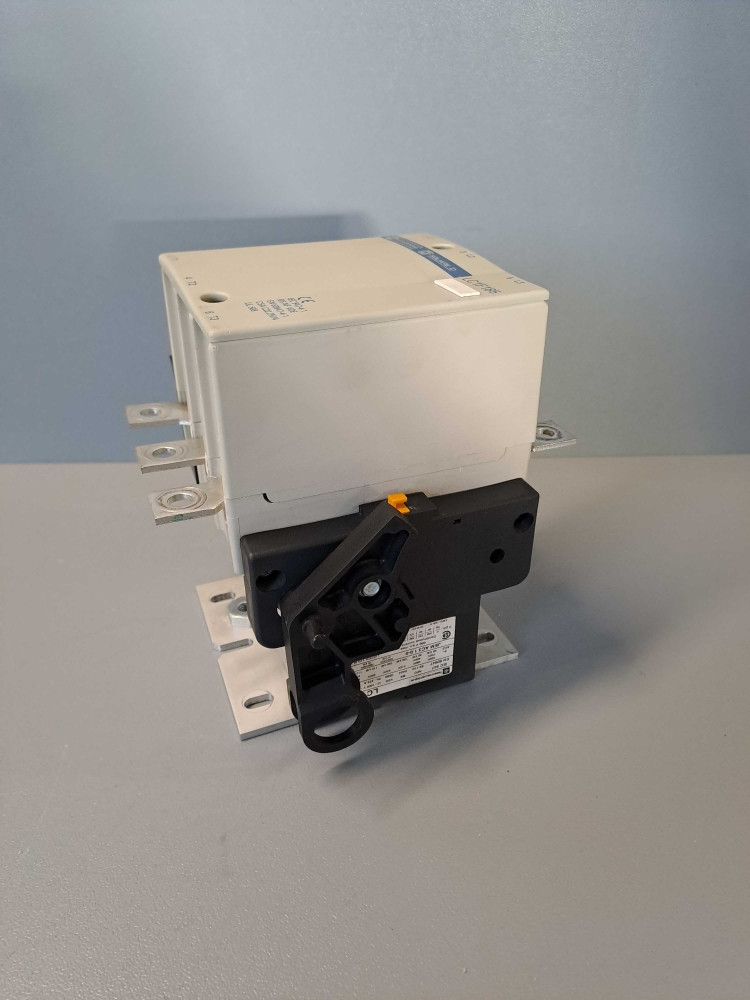 TÉLÉMÉCANIQUE  LC1F185