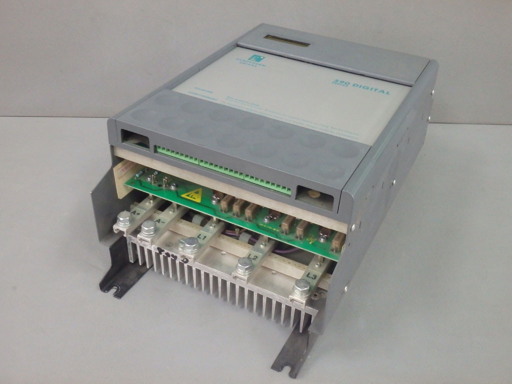 EUROTHERM 590/0700/5/1/3/2/0/0/0000/000/000/000/0/00/00/00/00/000