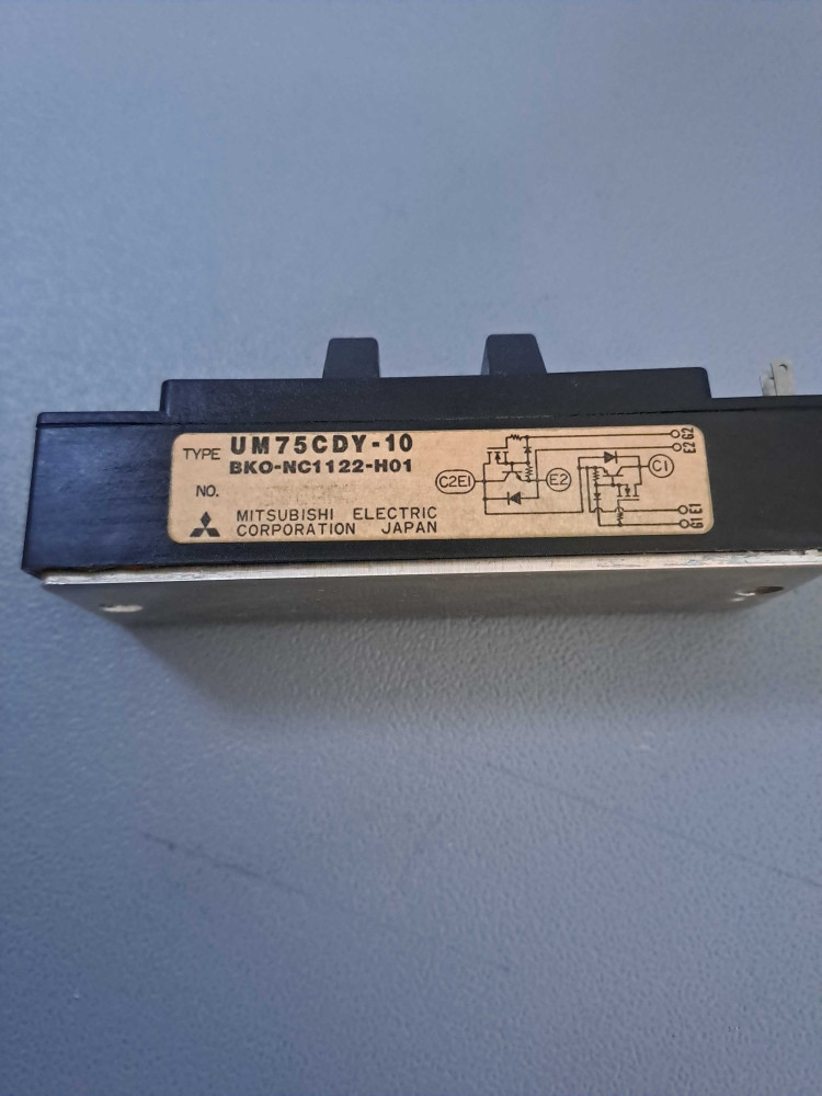 MITSUBISHI UM75CDY10