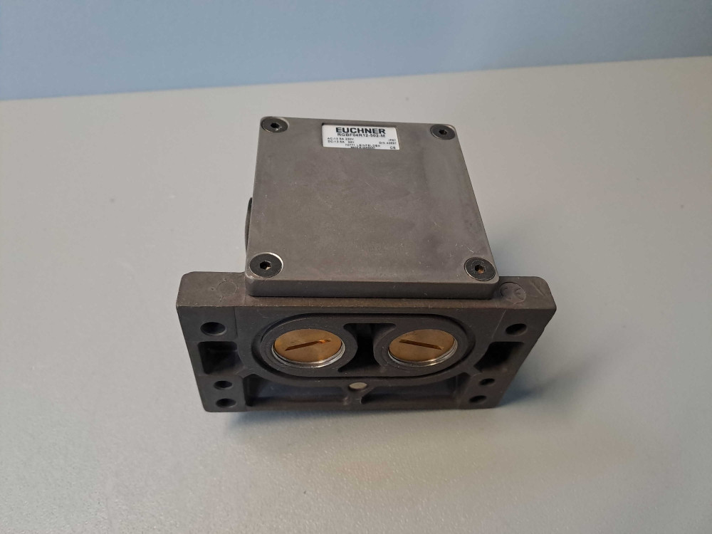 EUCHNER RGBF04R12502M