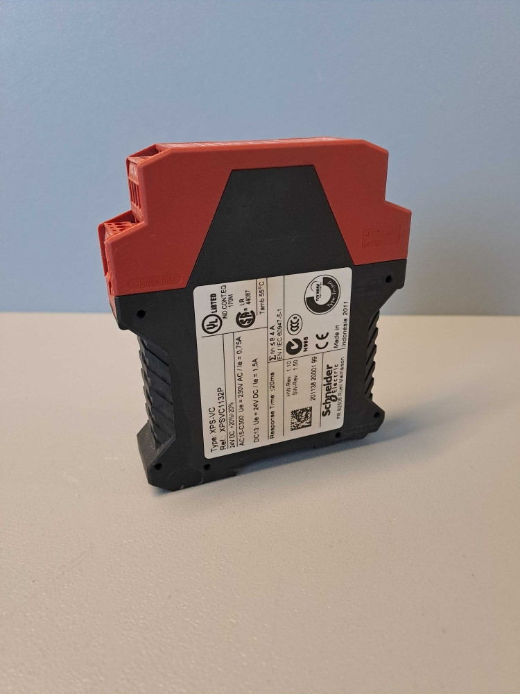 SCHNEIDER  XPSVC1132P