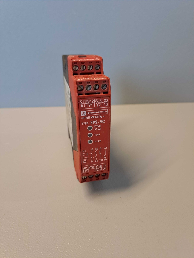 SCHNEIDER  XPSVC1132P