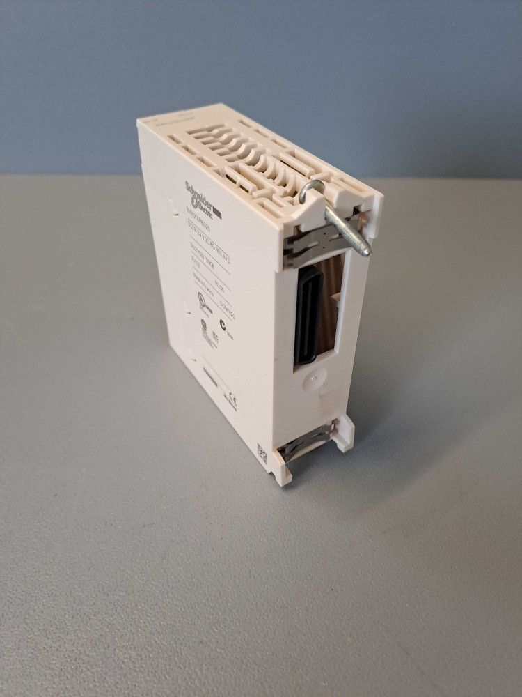 SCHNEIDER  BMXDDM16025