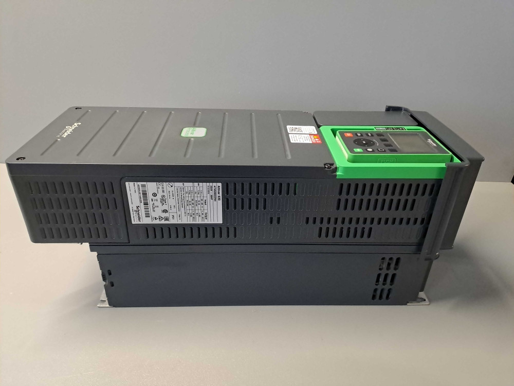 SCHNEIDER ATV630D22N4