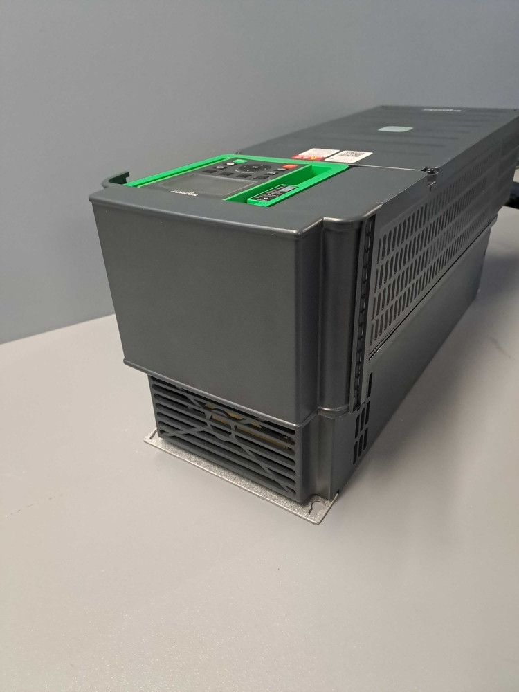 SCHNEIDER ATV630D22N4