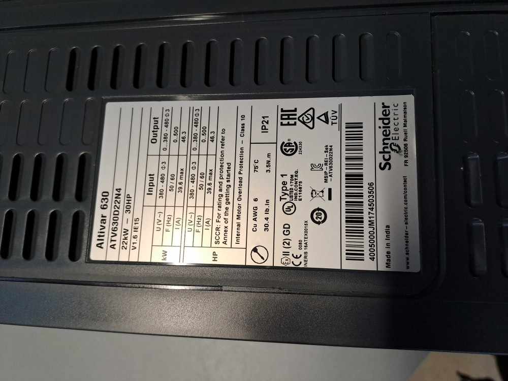 SCHNEIDER ATV630D22N4