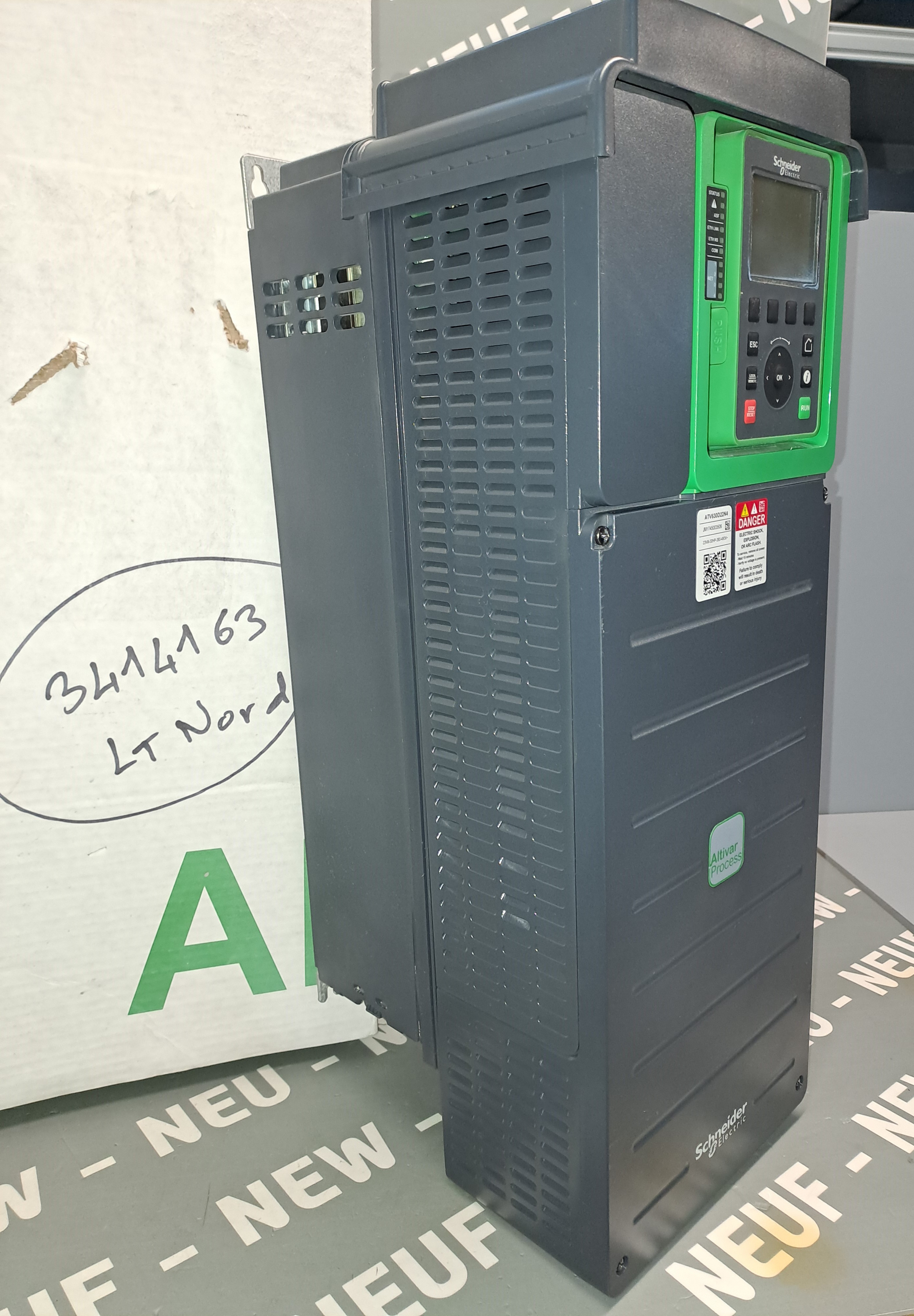 SCHNEIDER ATV630D22N4