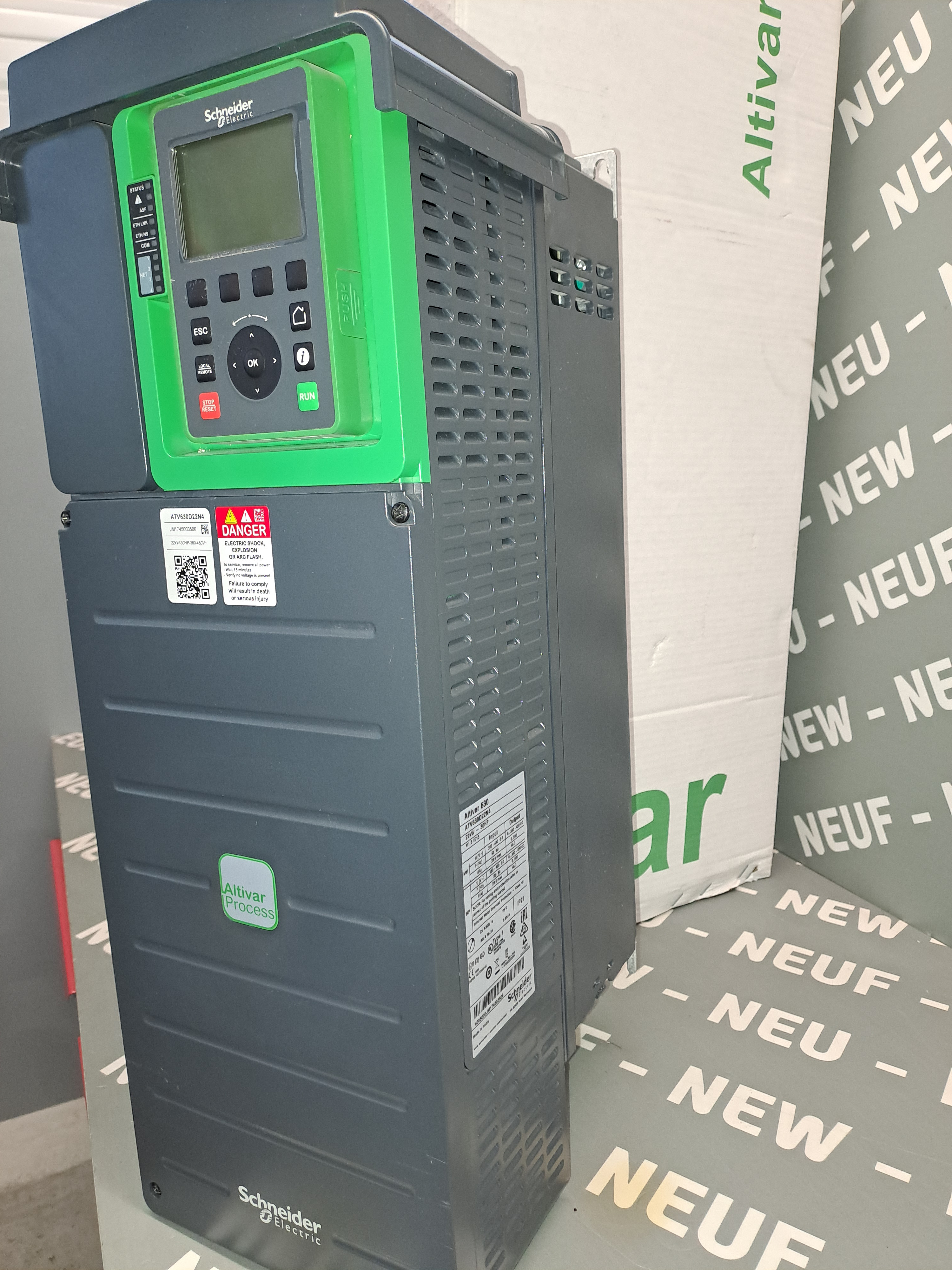 SCHNEIDER ATV630D22N4