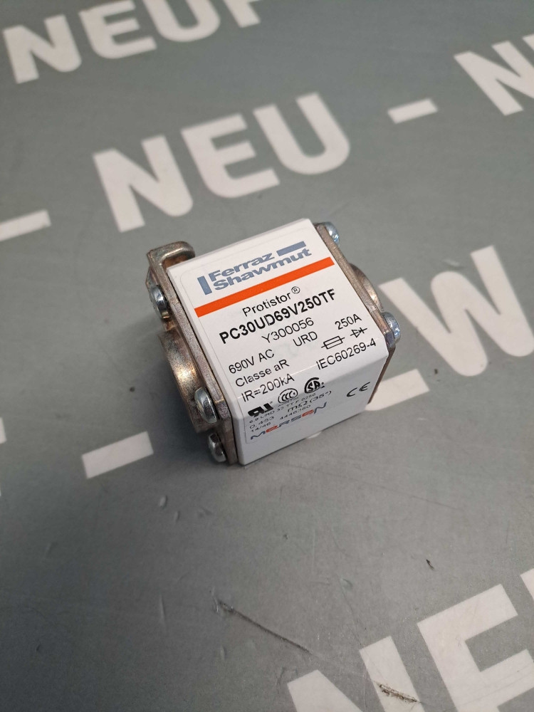 FERRAZ SHAWMUT PC30UD69V250TF