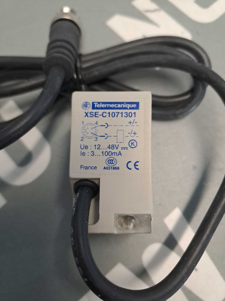 SCHNEIDER XSEC1071301