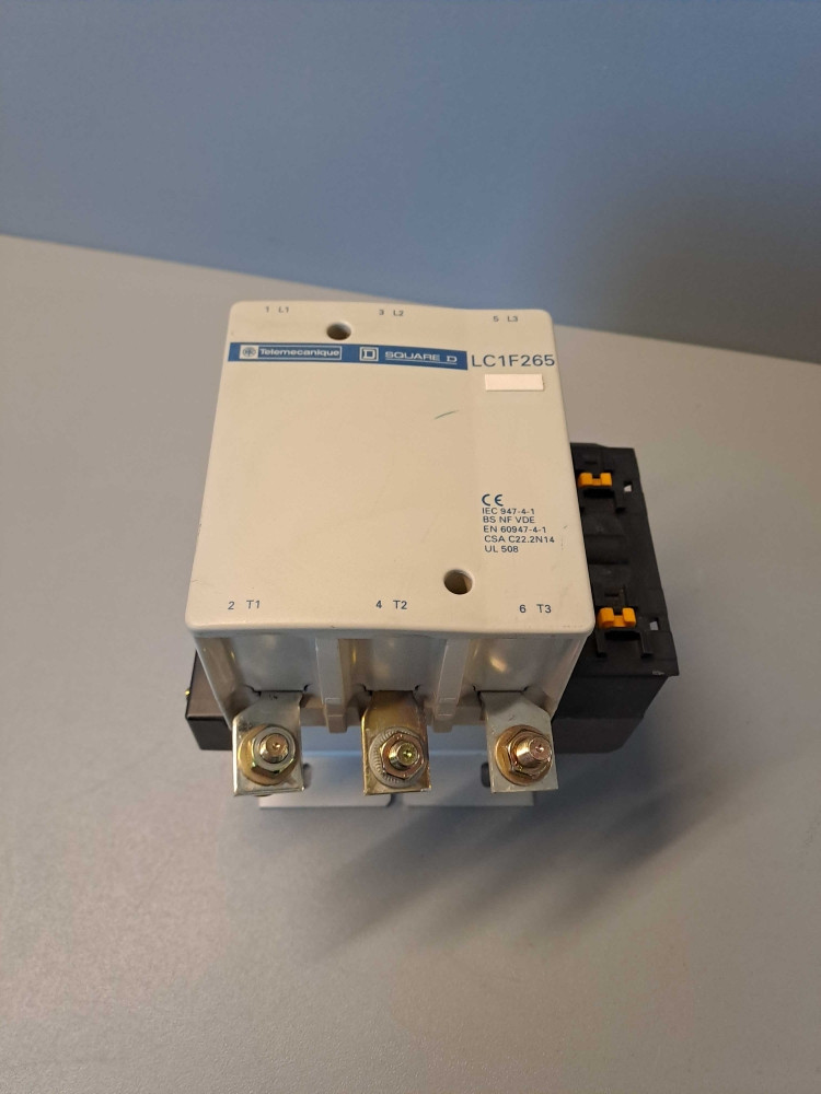 TÉLÉMÉCANIQUE  LC1F265